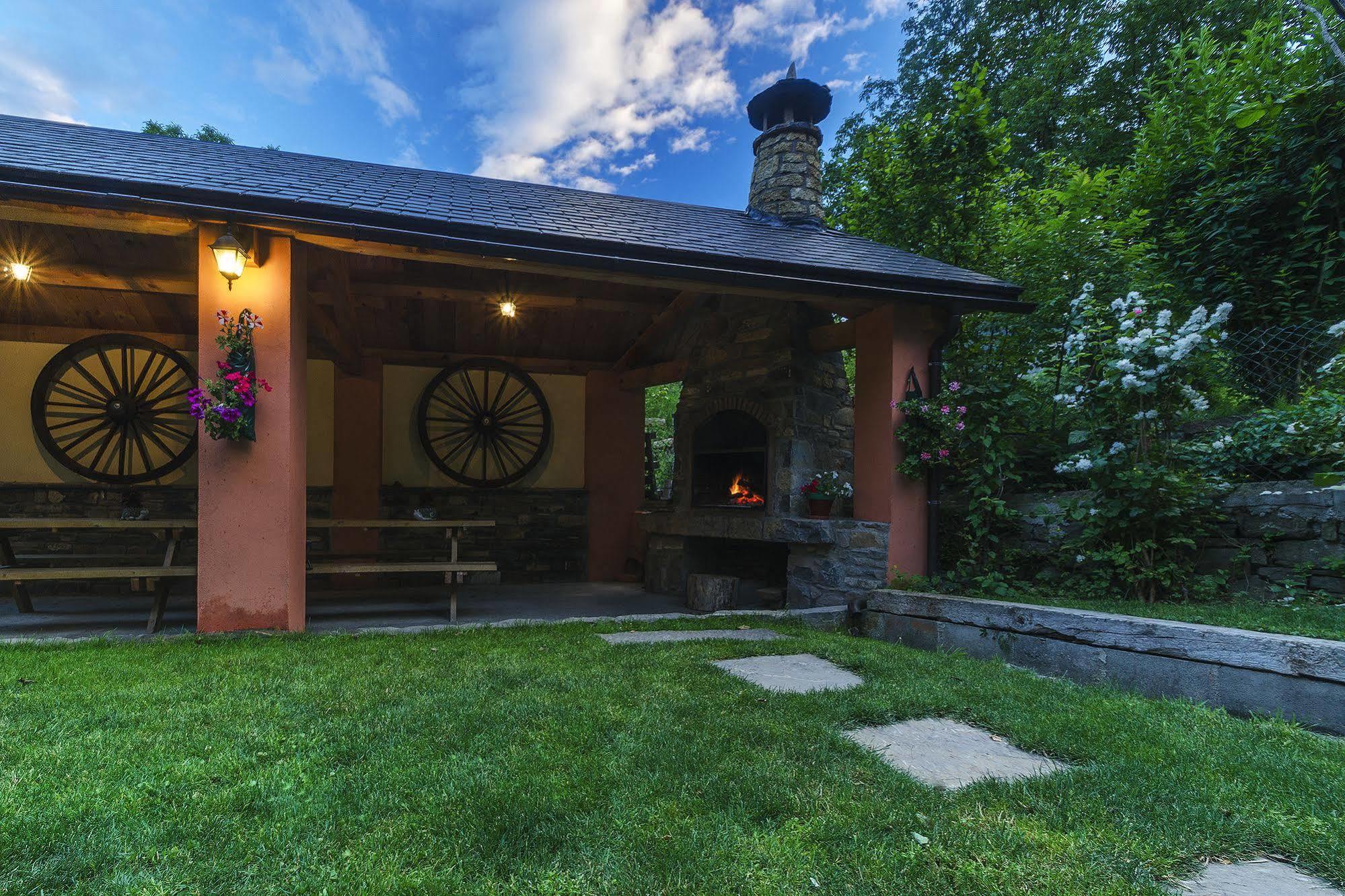 Casa Martin Ordesa Guest House Sarvise Exterior photo